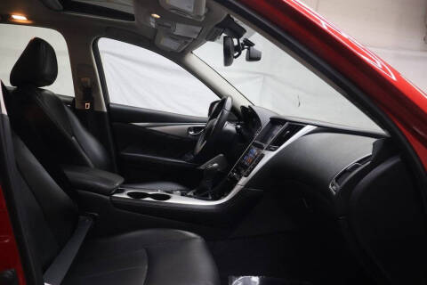 2023 Infiniti Q50 Luxe