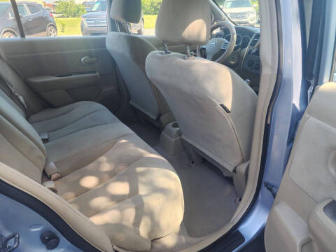 2010 Nissan Versa 1.8 S