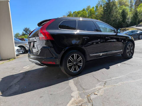 2017 Volvo XC60 T5 Dynamic