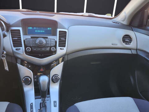 2014 Chevrolet Cruze LS Auto