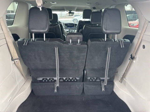 2022 Chrysler Pacifica Hybrid Touring L