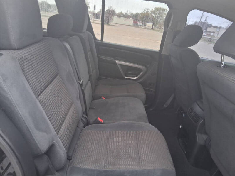 2015 Nissan Armada Platinum