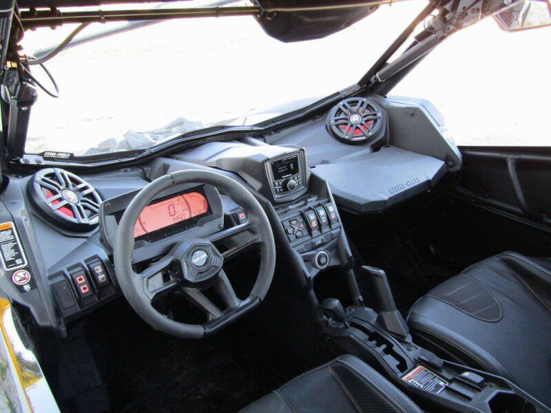 2022 Can-Am Maverick X3