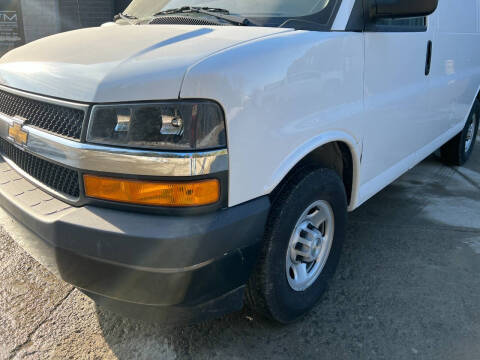 2025 Chevrolet Express 2500