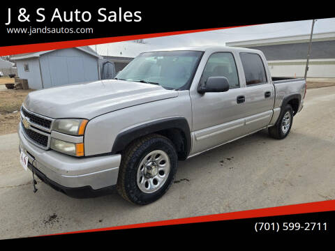 2006 Chevrolet Silverado 1500 for sale at J & S Auto Sales in Thompson ND