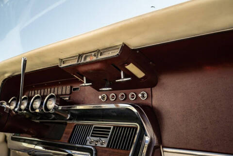 1965 Ford Thunderbird