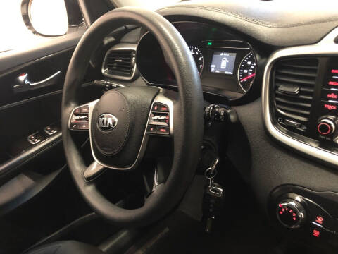 2020 Kia Sorento LX V6