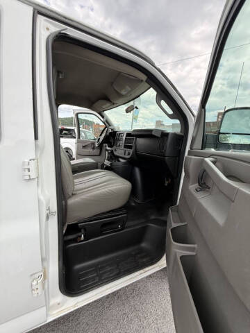 2016 Chevrolet Express 2500
