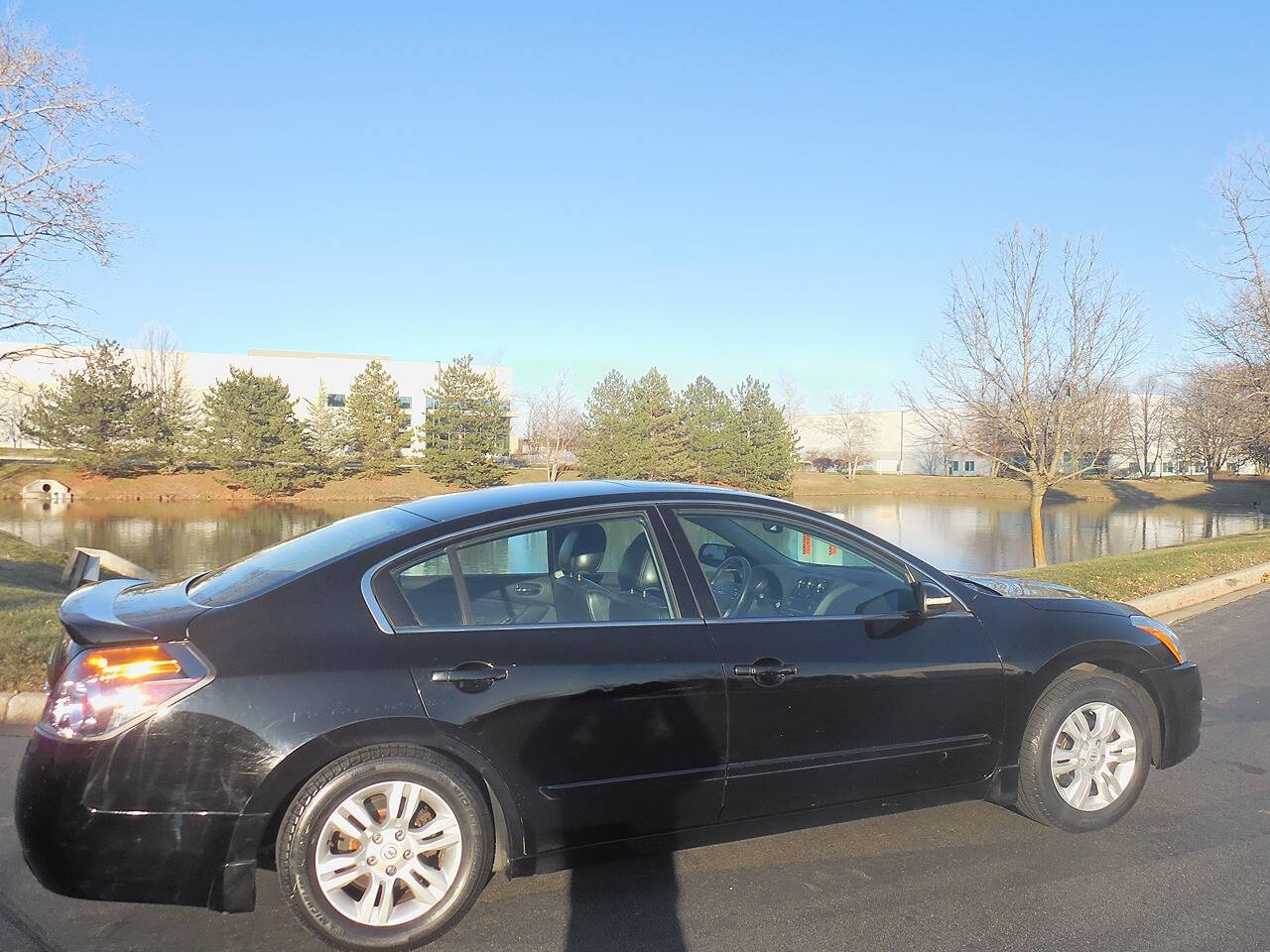 2010 Nissan Altima for sale at Genuine Motors in Schaumburg, IL