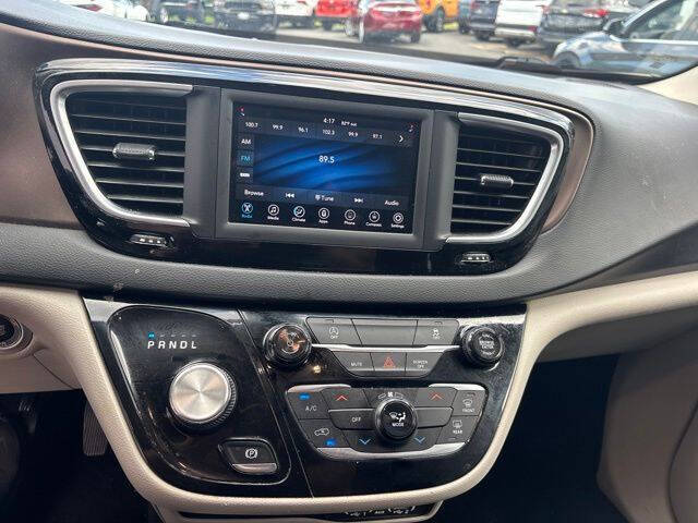 2021 Chrysler Voyager LXi