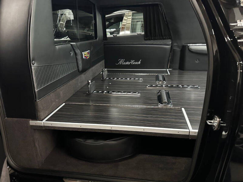 2025 Cadillac XT6 Master Coach