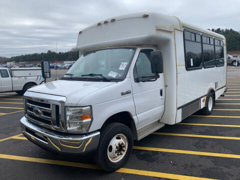 2009 Ford E-Series Chassis for sale at Trocci's Auto Sales in West Pittsburg PA