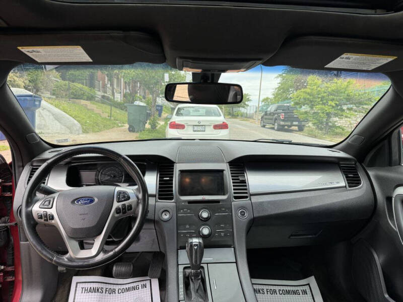 2014 Ford Taurus SEL