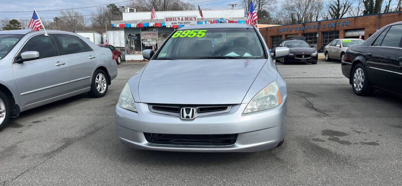 2004 Honda Accord for sale at Wheel'n & Deal'n in Lenoir NC