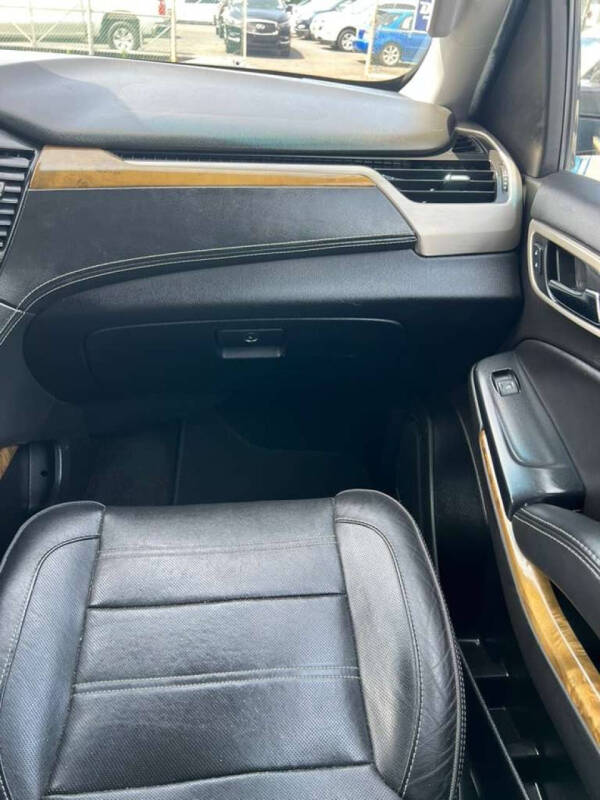2017 GMC Yukon Denali