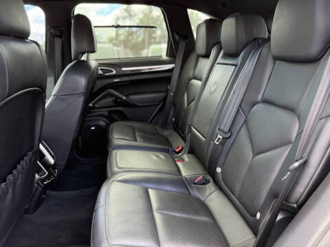 2013 Porsche Cayenne Tiptronic