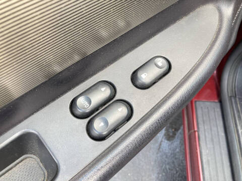 2004 Ford Thunderbird Deluxe