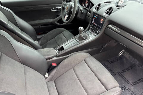 2023 Porsche 718 Cayman GTS 4.0