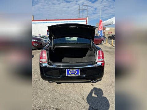 2011 Chrysler 300 Limited