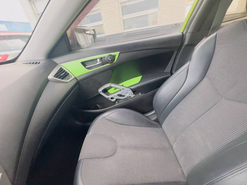 2012 Hyundai Veloster