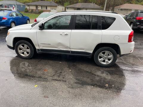 2013 Jeep Compass for sale at CHRIS AUTO SALES in Cincinnati OH
