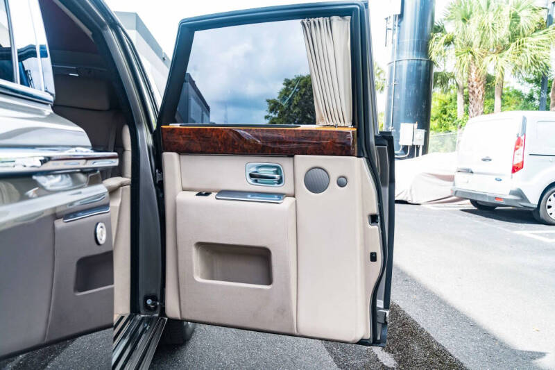 2004 Rolls-Royce Phantom