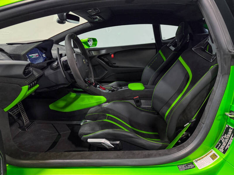 2024 Lamborghini Huracan Tecnica