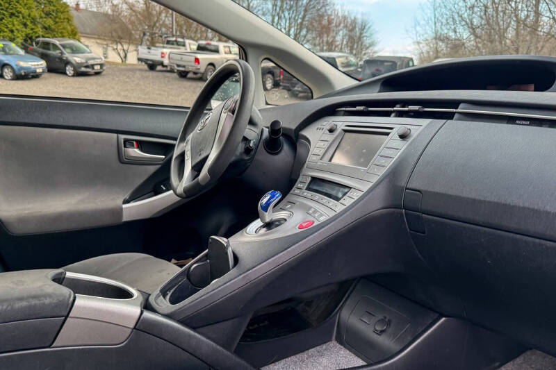 2014 Toyota Prius Three