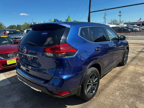 2017 Nissan Rogue S