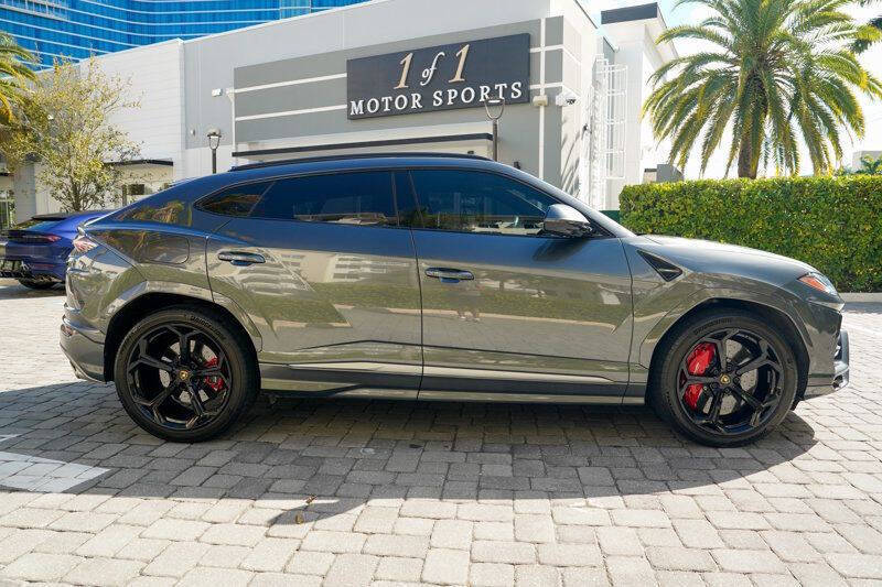 2019 Lamborghini Urus