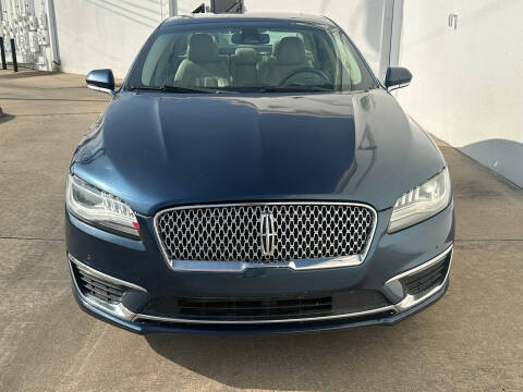 2017 Lincoln MKZ Select