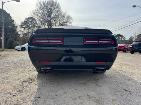 2020 Dodge Challenger SXT