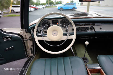1969 Mercedes-Benz 280-Class