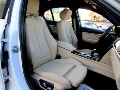 2017 BMW 3 Series 330i xDrive