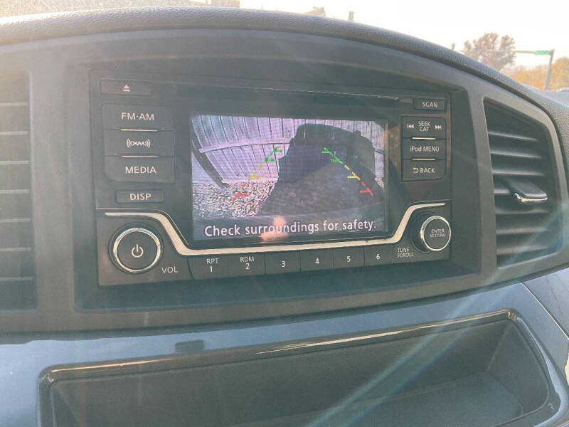 2017 Nissan Quest SV