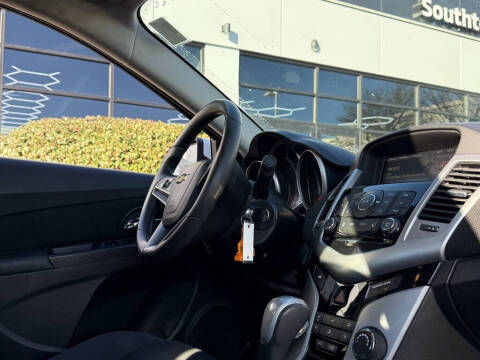 2016 Chevrolet Cruze Limited 1LT Auto