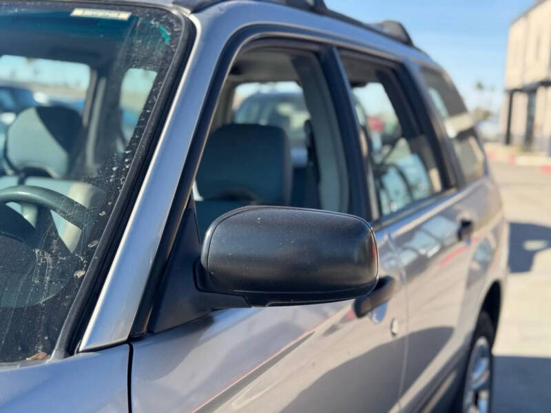 2005 Subaru Forester X