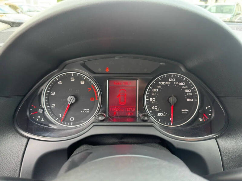 2011 Audi Q5 3.2 quattro Premium Plus