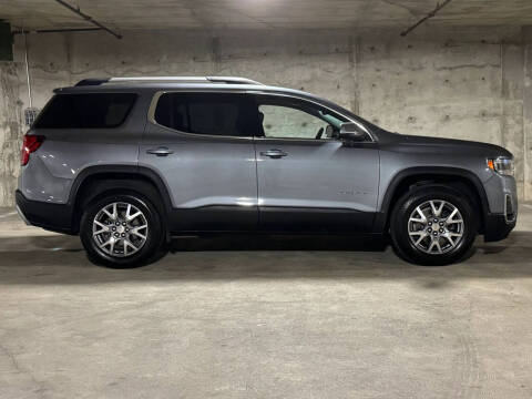 2020 GMC Acadia SLT