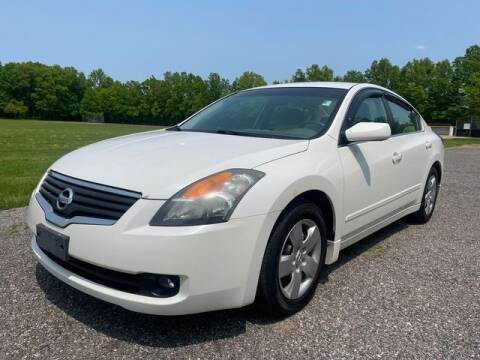 2007 Nissan Altima for sale at GOOD USED CARS INC in Ravenna OH