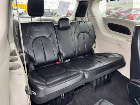 2018 Chrysler Pacifica Touring L