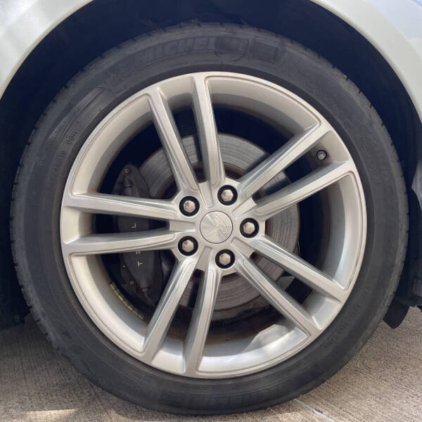 2014 Tesla Model S 85