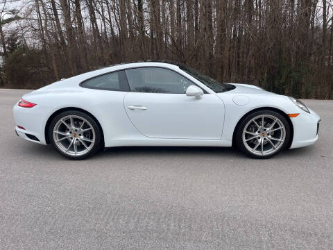 2018 Porsche 911 Carrera