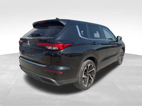 2022 Mitsubishi Outlander ES