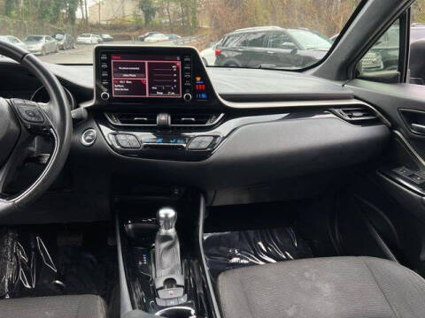 2019 Toyota C-HR XLE