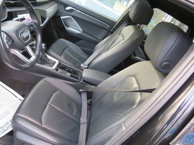 2020 Audi Q3 quattro Premium 45 TFSI