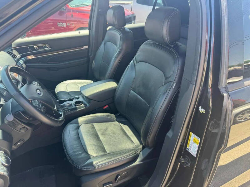 2017 Ford Explorer Limited