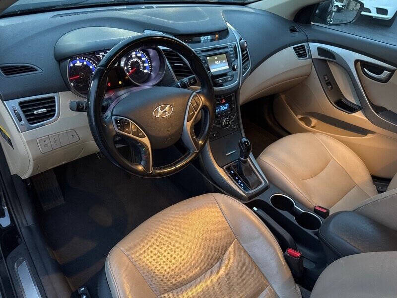 2016 Hyundai Elantra