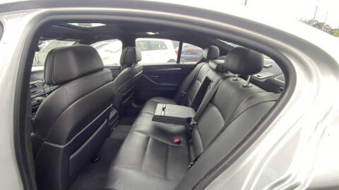 2013 BMW 5 Series 550i