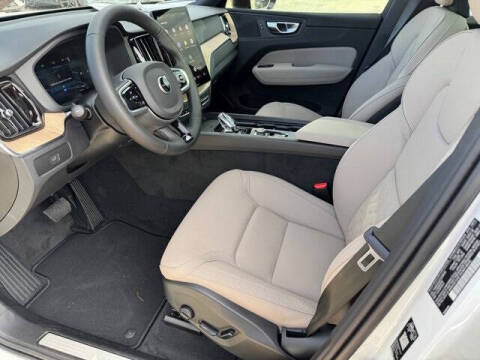 2026 Volvo XC60 B5 Core